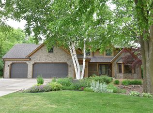 3607 S 123rd St, Greenfield, WI 53228