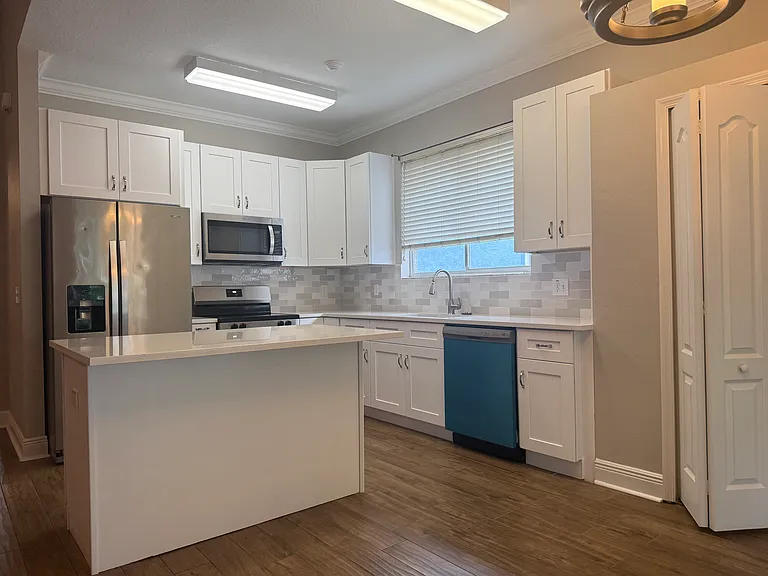 11507 Village Brook Dr — Photo 3
