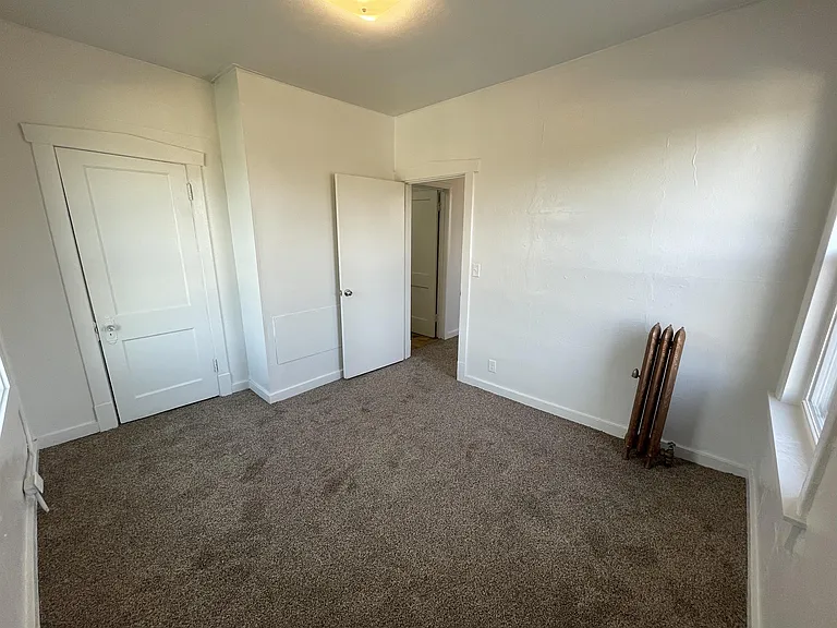 2945 Dekalb St #12 — Photo 8