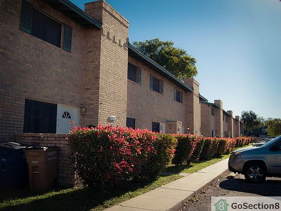 2nd image of 1814 Wooten Park Dr APT 101