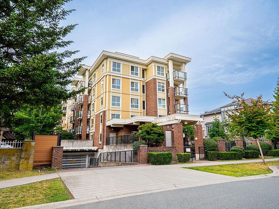 1st image of 13883 Laurel Dr #313