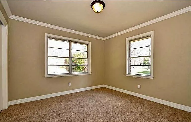3881 Greenway Pl — Photo 6