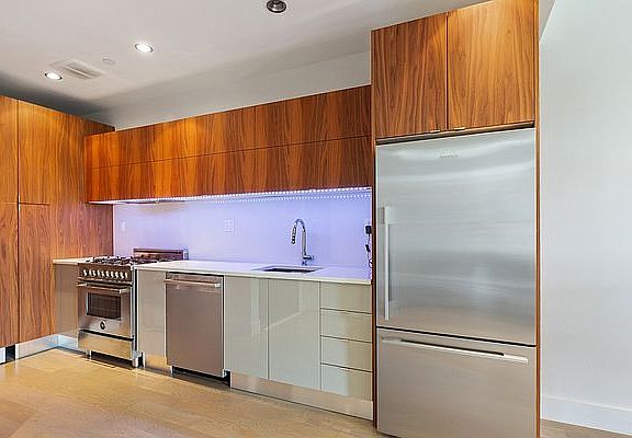 4th image of 131 W 122nd St #2A