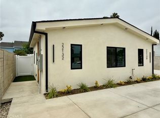22132 Gault St, Canoga Park, CA 91303