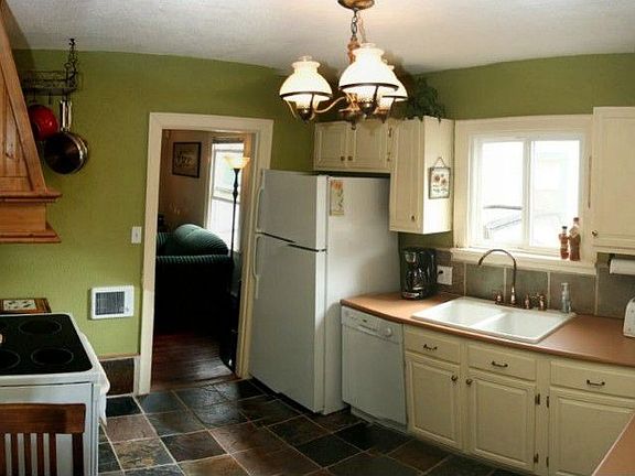 Another view of the kitchen