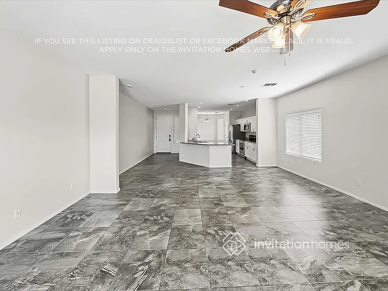 10821 W Madison St — Photo 5
