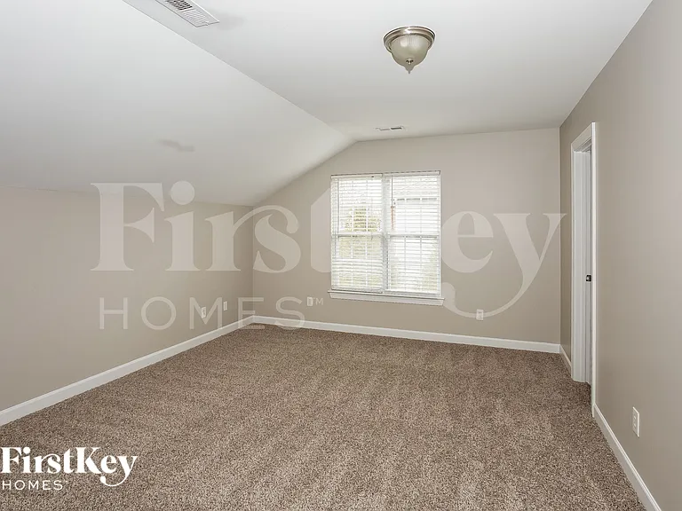 1504 Aries Ln — Photo 14