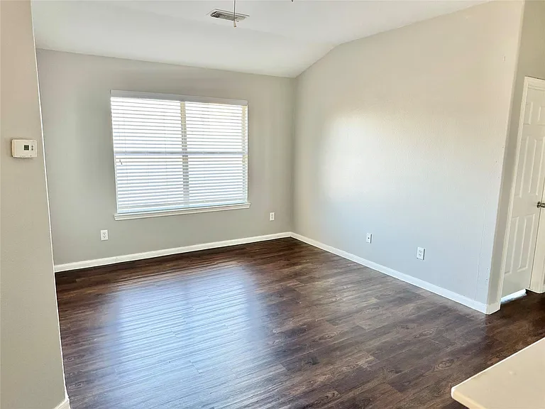 2911 Silver Shore Ln — Photo 10
