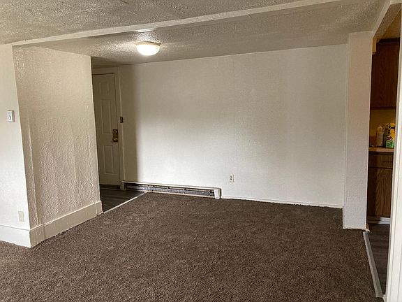 4th image of 614 E Mishawaka Ave
