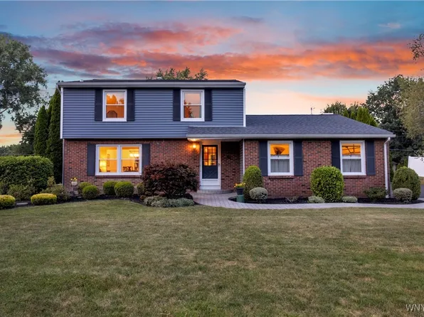 72 Candy Ln, Orchard Park, NY 14127