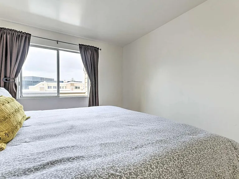 6400 Christie Ave #5401 — Photo 21