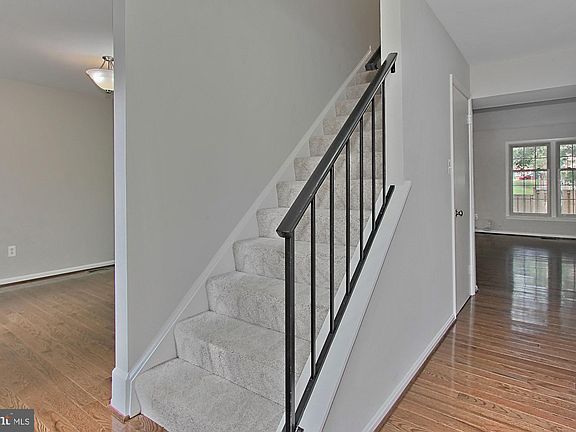 5th image of 4434 Chase Park Ct