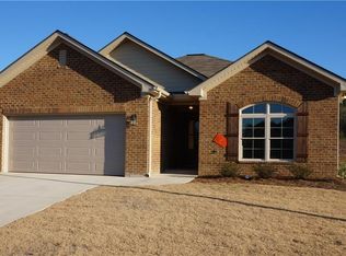 13157 Garden Creek Ln, Northport, AL 35473