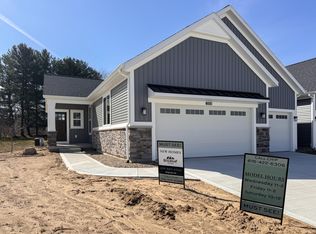 2508 Ravines Trail Dr, Byron Center, MI 49315