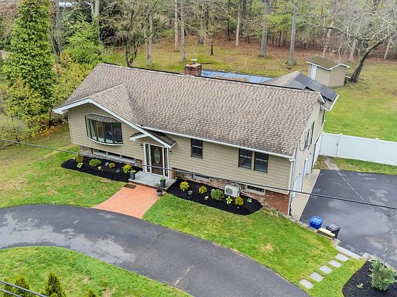 5th image of 451 Gibbs Pond Road