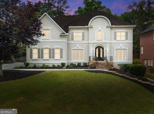9345 Nesbit Lakes Dr, Alpharetta, GA 30022