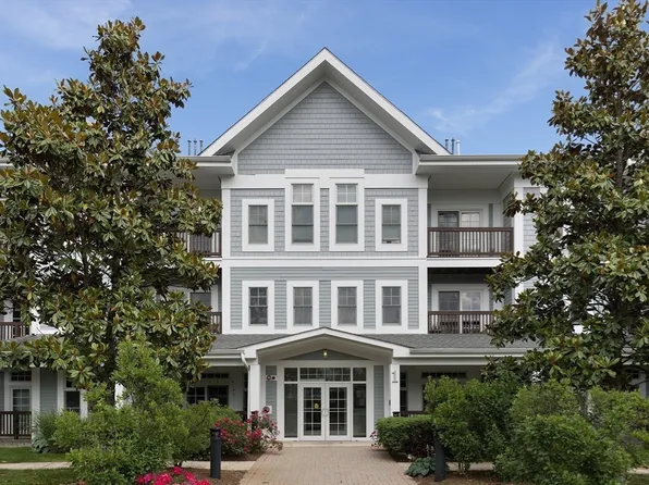 501 Commerce Dr Unit 1204, Braintree, MA 02184