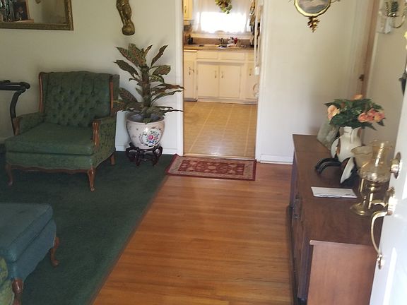 3rd image of 2621 Flamingo Dr