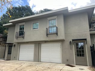 750 Grosvenor Pl, Oakland, CA 94610