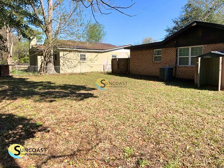 6718 Gaspar Cir W — Photo 16