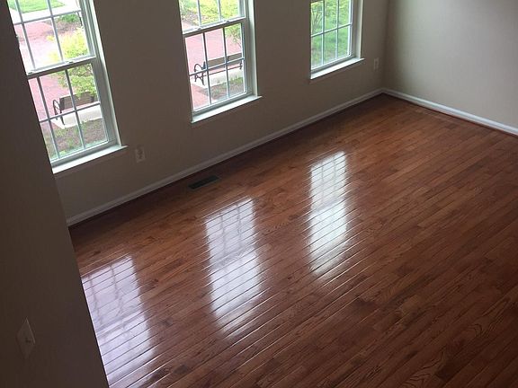 Main/Middle Level Living Room