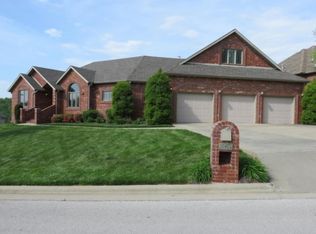 2430 E Southview Ct, Ozark, MO 65721