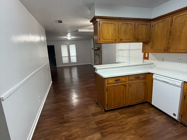 317 Nikki Dr #B — Photo 7