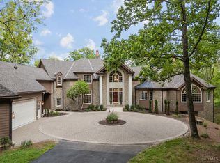 8690 Hopewell Rd, Cincinnati, OH 45242