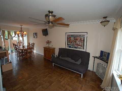2nd image of 42 Park Cir