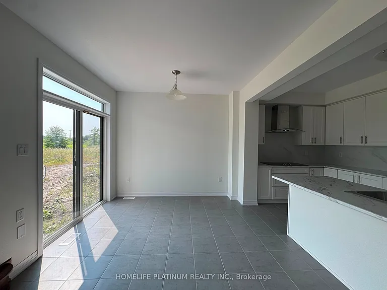 106 Lavender Rd — Photo 4