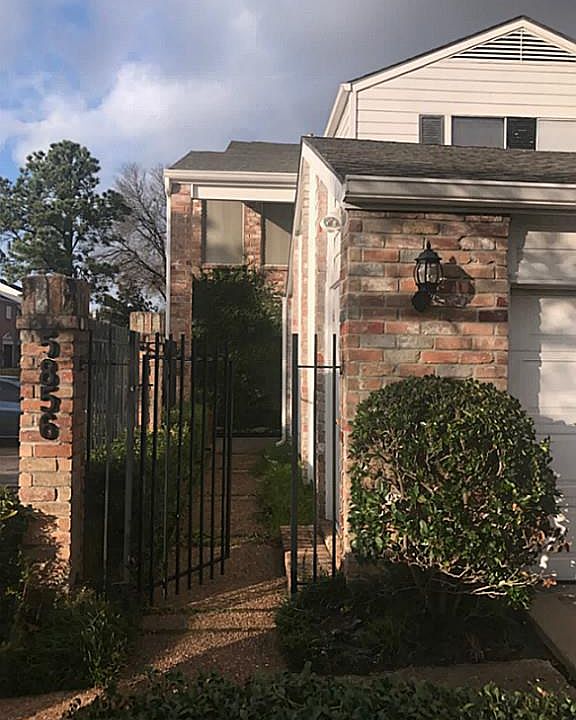 1st image of 5856 Valley Forge Dr #147