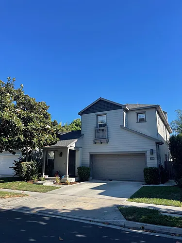 631 Seaward Ave Photo 1