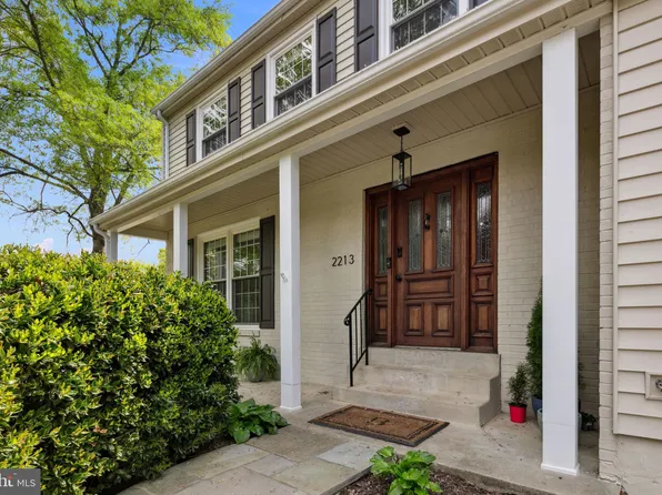 2213 William And Mary Dr, Alexandria, VA 22308