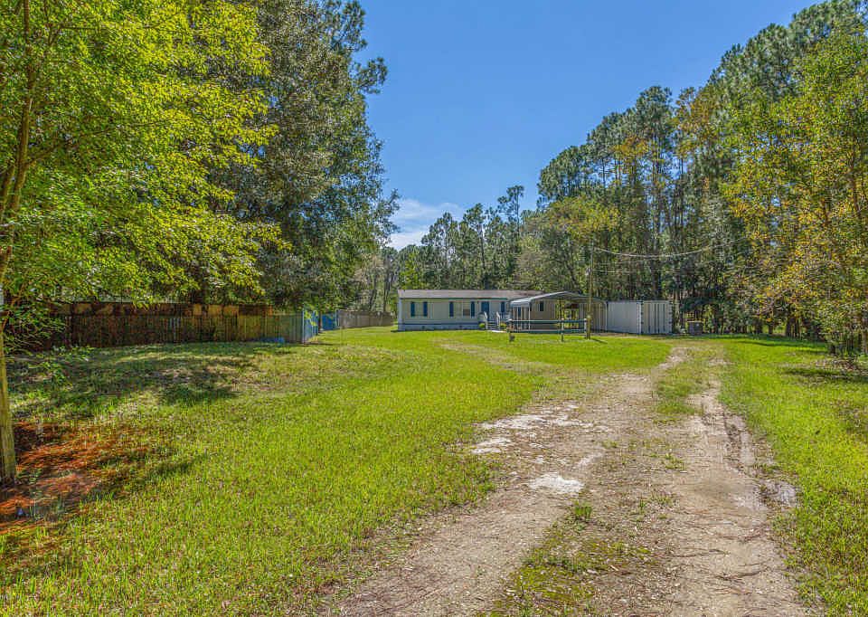 1st image of 1056 Village Green Ct