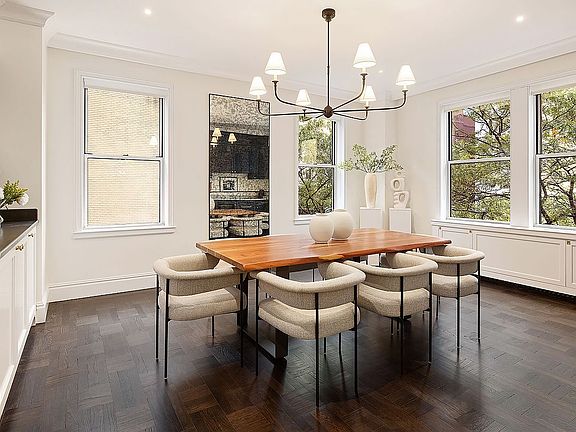 3rd image of 910 Park Ave APT 4N