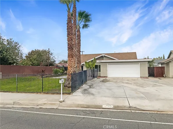 10767 Collett Ave, Riverside, CA 92505