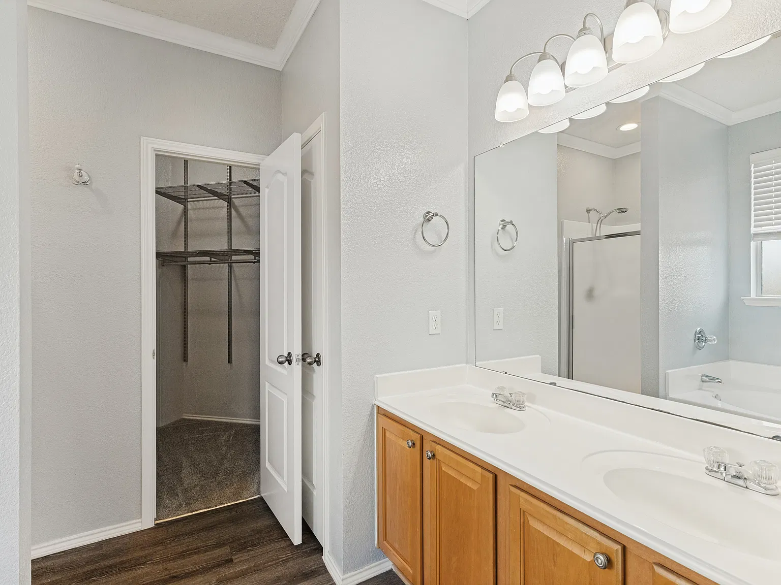 3 bed, 1582 sqft, $1,950 — Photo 3