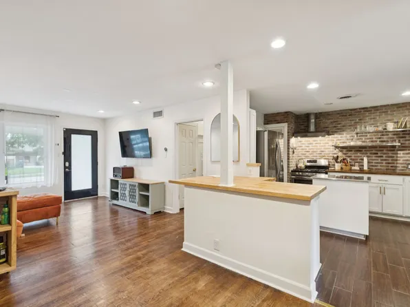 1423 Oriole Ln, Garland, TX 75042