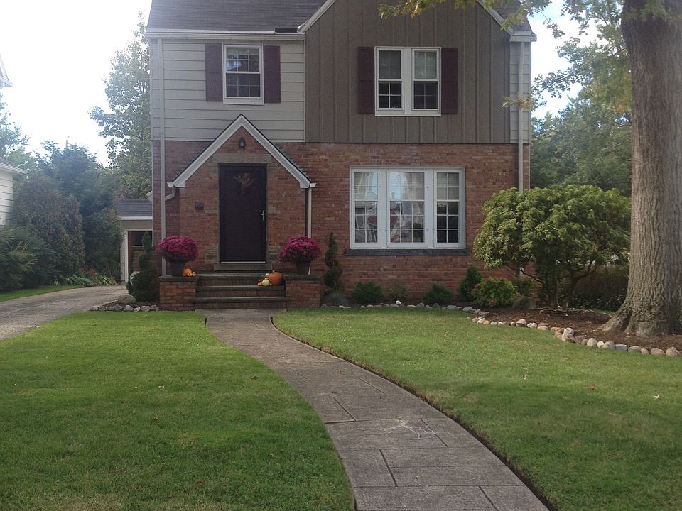 1st image of 1830 E 227th St