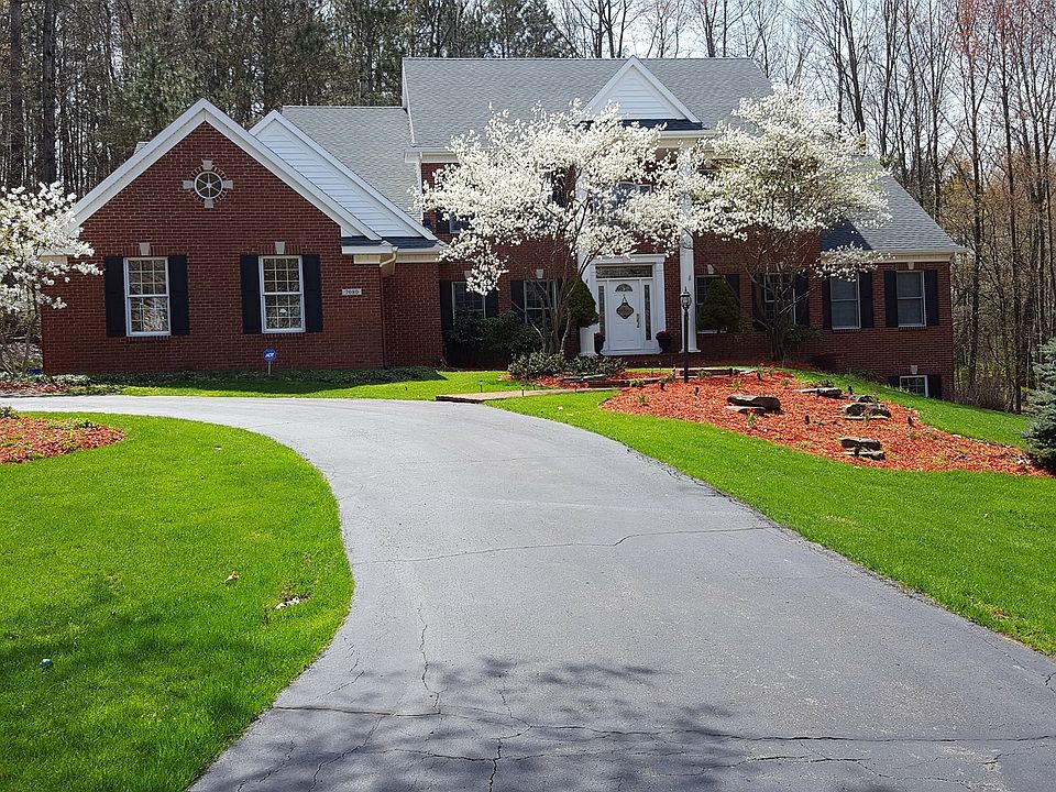 1st image of 7080 Armadale Ct NE