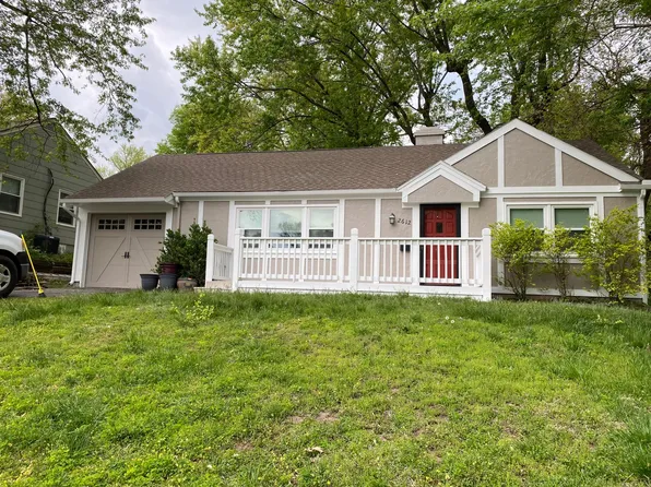 2612 W 76th St, Prairie Village, KS 66208