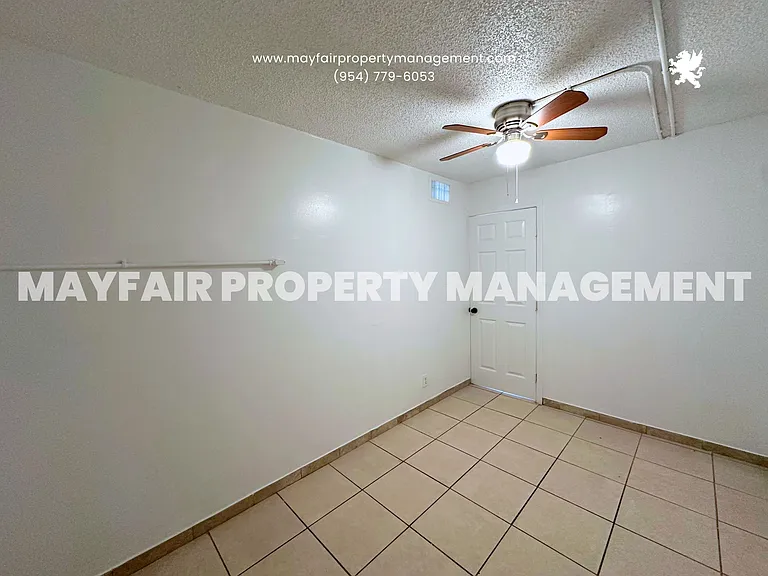928 S Federal Hwy #27 — Photo 8