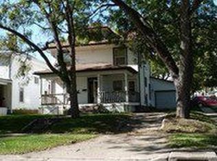 1921 Ross St, Sioux City, IA 51103