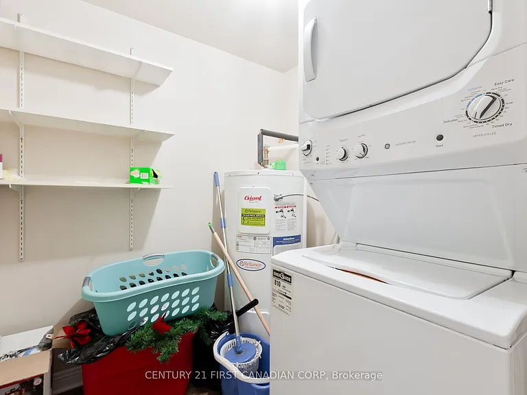 600 Talbot St #412 — Photo 38