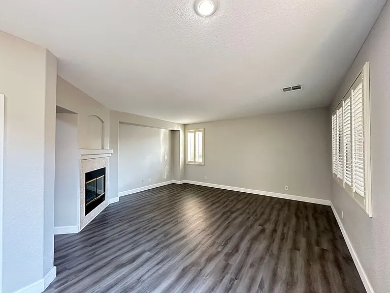 10191 Splendor Ridge Ave — Photo 8