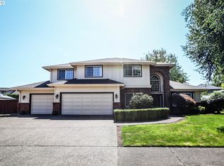 3352 Winchester Way, Eugene, OR 97401