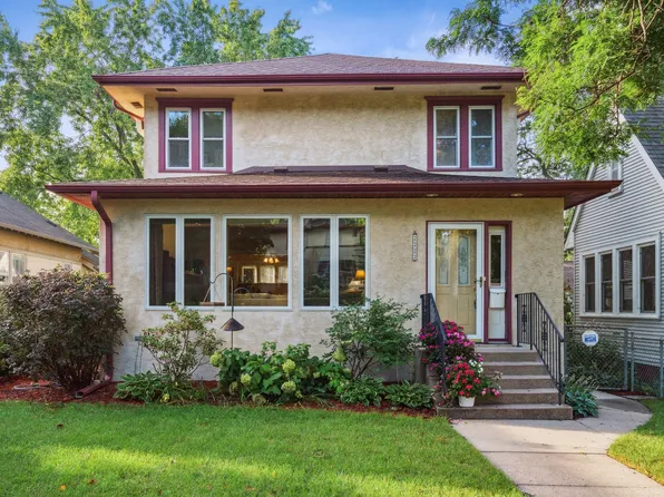 2222 Selby Ave, Saint Paul, MN 55104