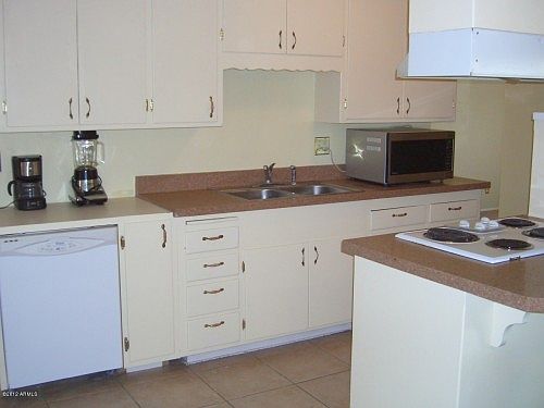 2nd image of 8408 E Edgemont Ave