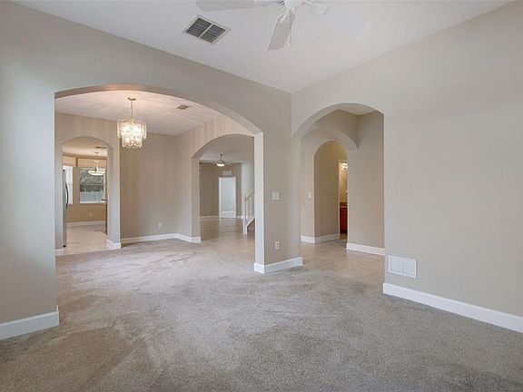5th image of 3023 Clover Blossom Cir