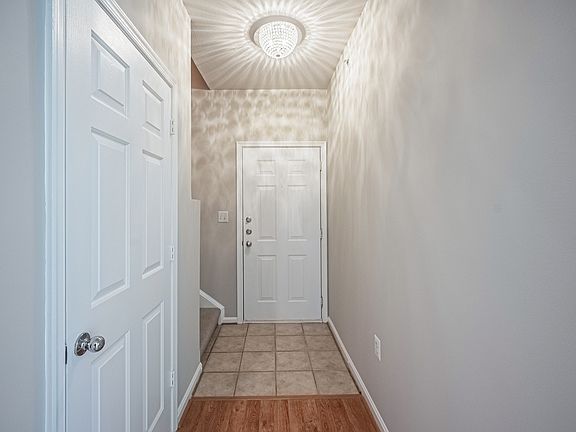 5th image of 13384 Connor Dr APT J